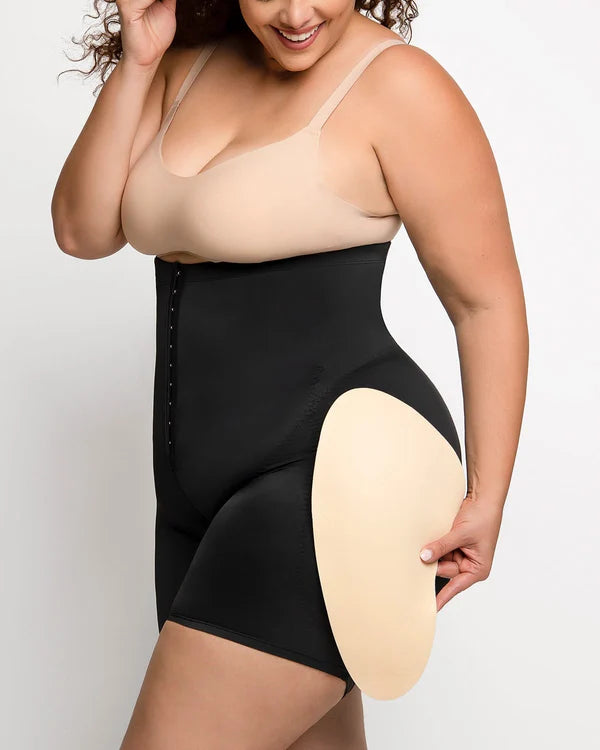 Short rembourré rehausseur de hanches Bare Essentials™ AirSlim®
