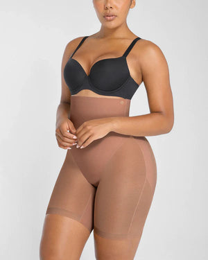 BOOT-YEAH™ MeshSmooth™ High-Waisted Mid Thigh Short