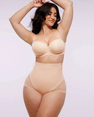 Culotte taille haute en dentelle transparente Bare Essentials™ MeshSmooth™